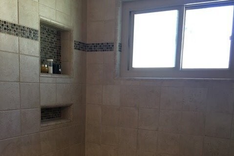 Shower tub - 335 N 3rd St