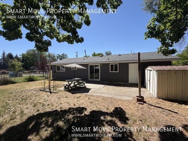 Building Photo - 5216 W Wylie Ln
