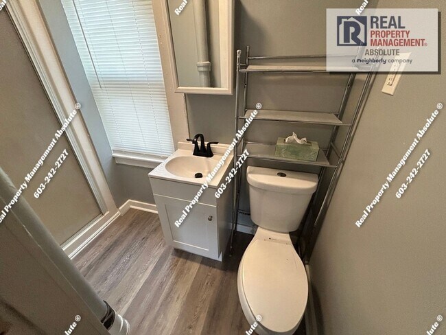 Building Photo - 50 W Bow St