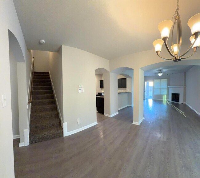 Building Photo - 1841 Basin Trl