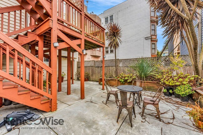 Building Photo - 1287 4th Ave