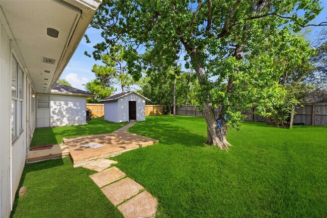 Building Photo - 2778 Glen Haven Dr
