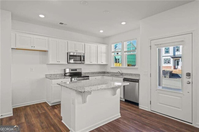 Building Photo - 155 Star Ct