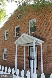 Building Photo - 9233 Byrd Dr