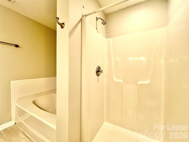 Building Photo - 4409 Stonefield Dr