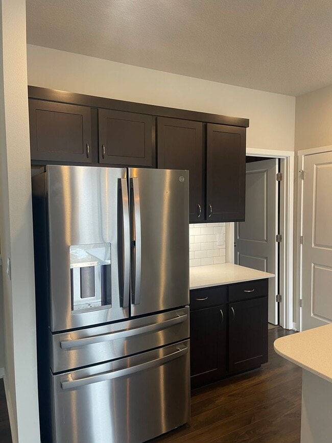 Building Photo - Spacious recently built home just west of Waukee!