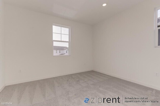 Building Photo - 3 br, 2.5 bath House - 4417 Neptune Cir, F...