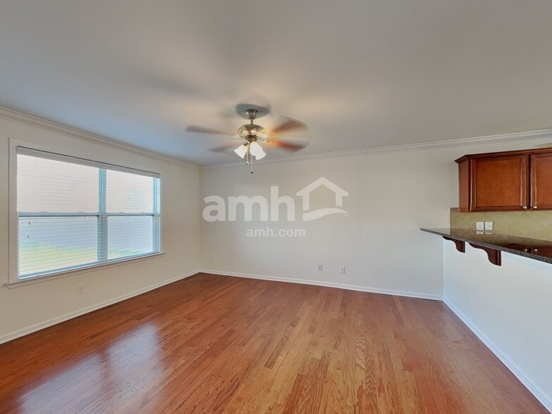 Building Photo - 12851 Clydesdale Dr