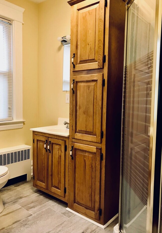 Building Photo - 120 Ninth St