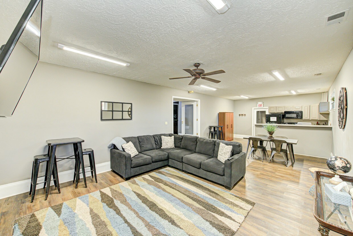 castleton manor apartments indianapolis in apartment finder
