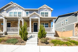 Building Photo - 13416 Oneida Ln