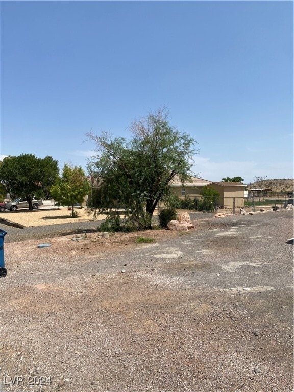 Building Photo - 1005 E McKnight Ave