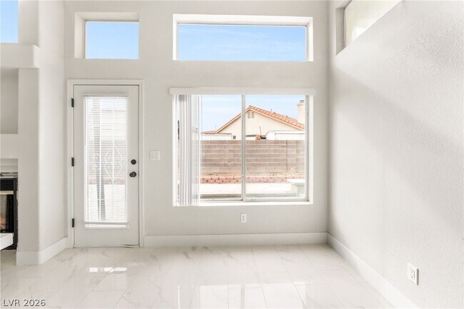 Building Photo - 529 Rancho Del Mar Way