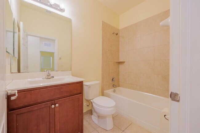 Building Photo - 5636 NW 58th Ln