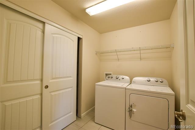 Building Photo - 9761 Beryl Dr