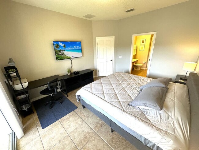Building Photo - 2769 Oakwater Dr