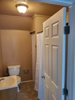 Building Photo - 30 W Commerce St