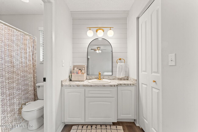 Building Photo - 9783 Viceroy Dr E