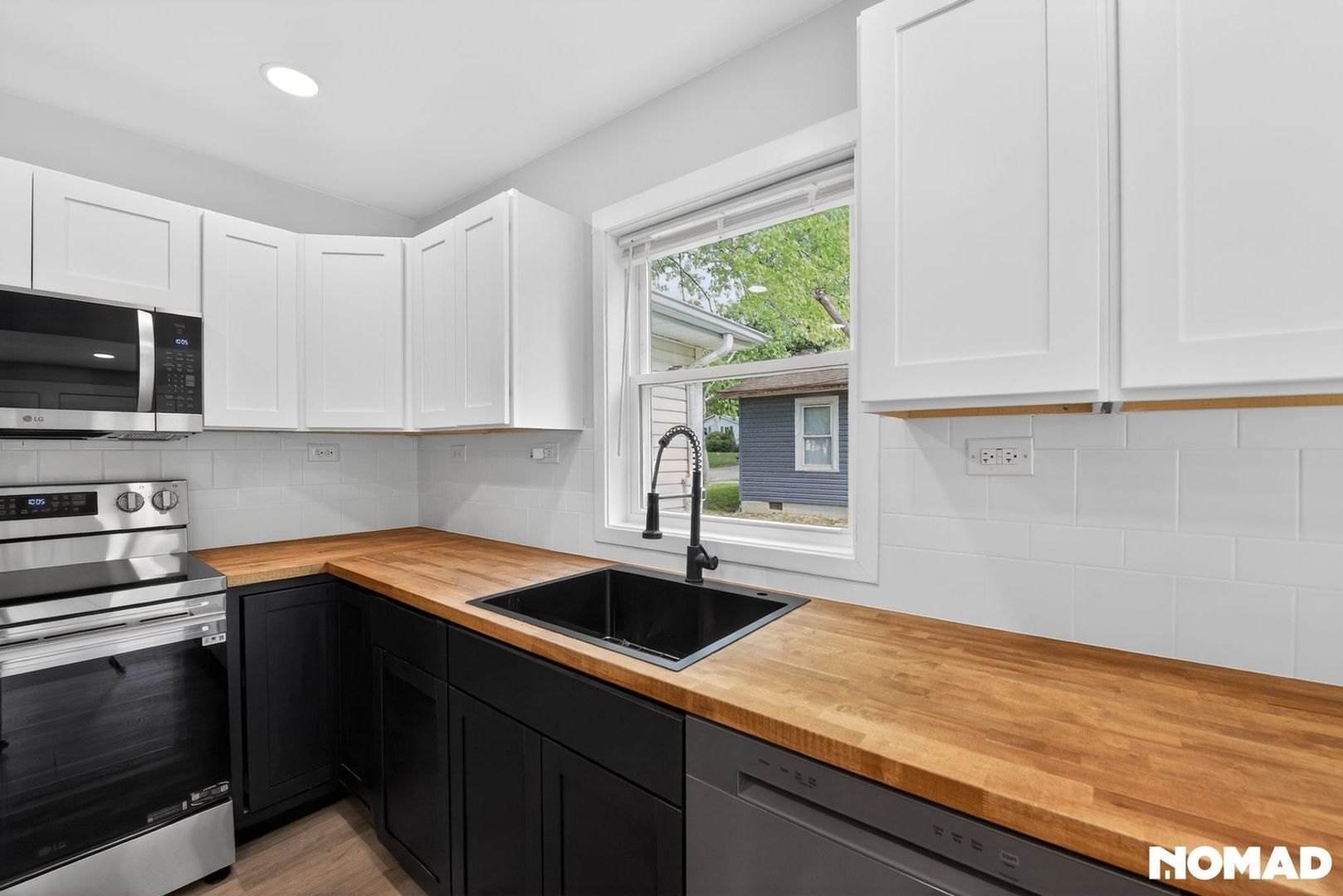 Building Photo - 866 Wellman St