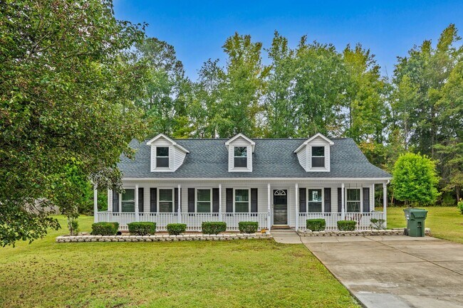 Primary Photo - Beautiful 3-bed, 2 bath home in Hallmark G...