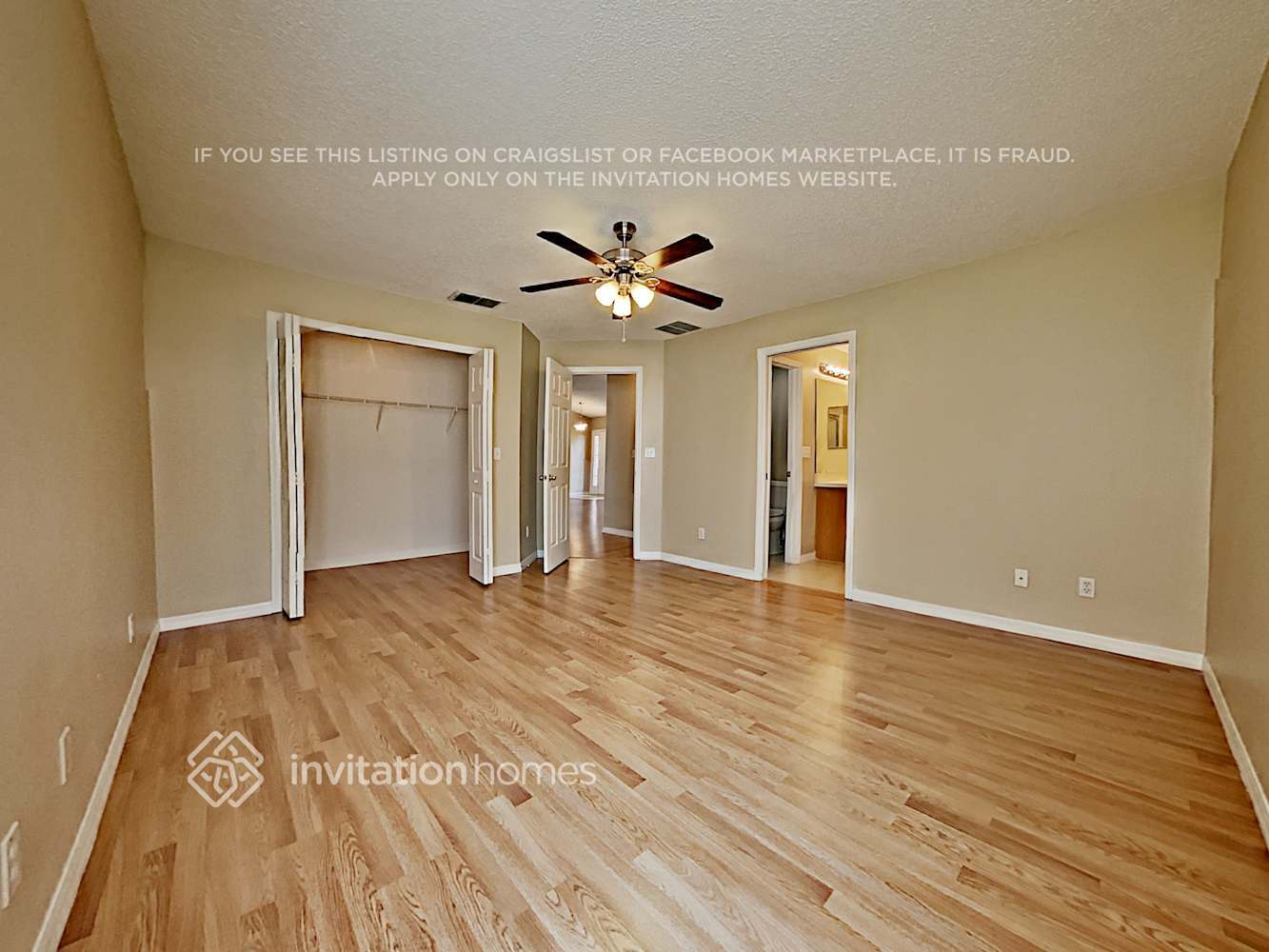 Building Photo - 1047 Lakeview Oaks Dr