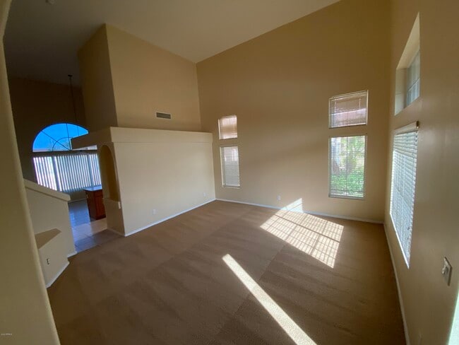 Building Photo - 182 S 222nd Ave