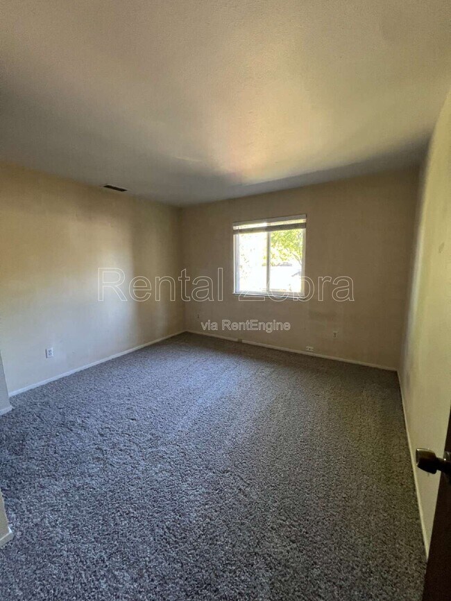 Building Photo - 3616 Cherryglen Way