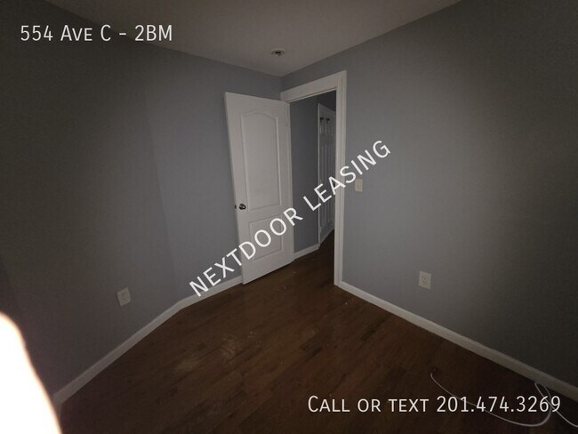 Building Photo - 554 Avenue C