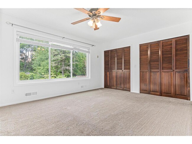 Building Photo - 1716 Evergreen Dr