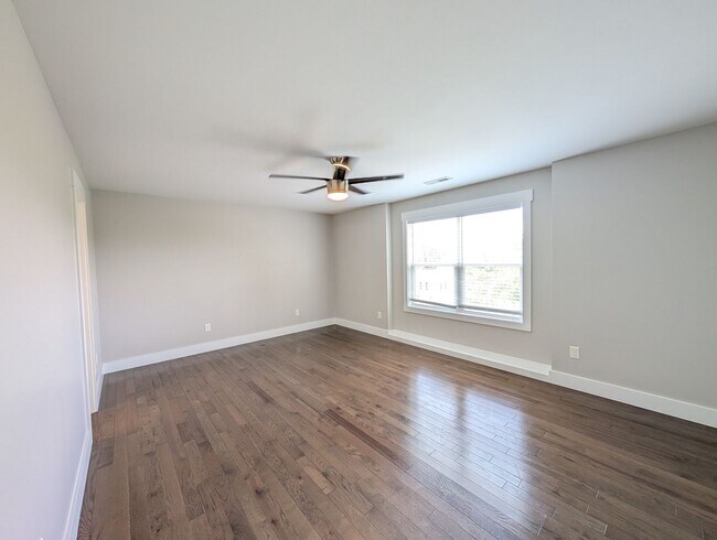 Building Photo - Asheville Rental-Oakley Area