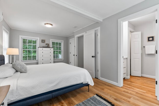 Building Photo - 247 Berwick Rd