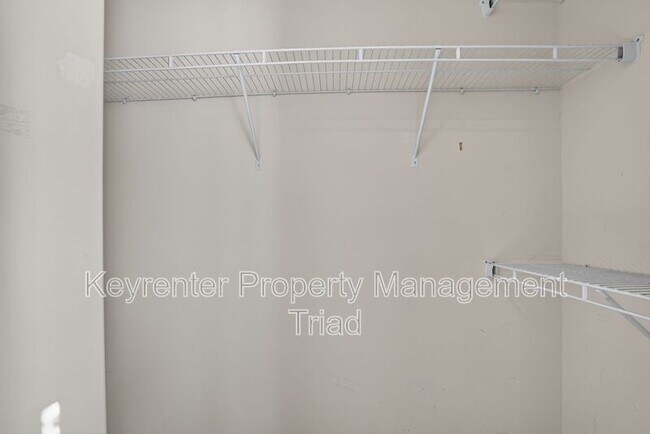 Building Photo - 1168 Brooksridge Way