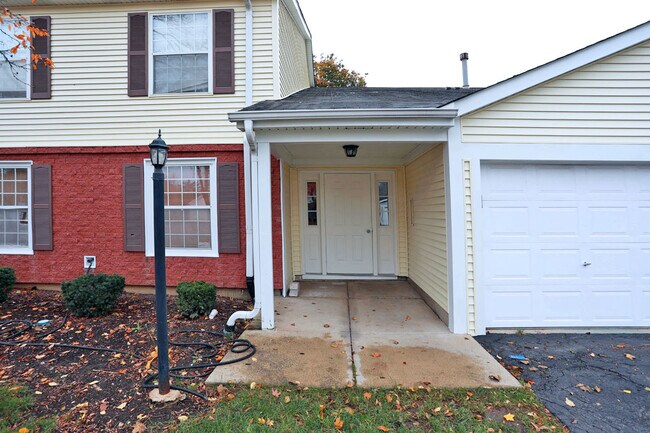 Building Photo - 675 Greenfield Ct