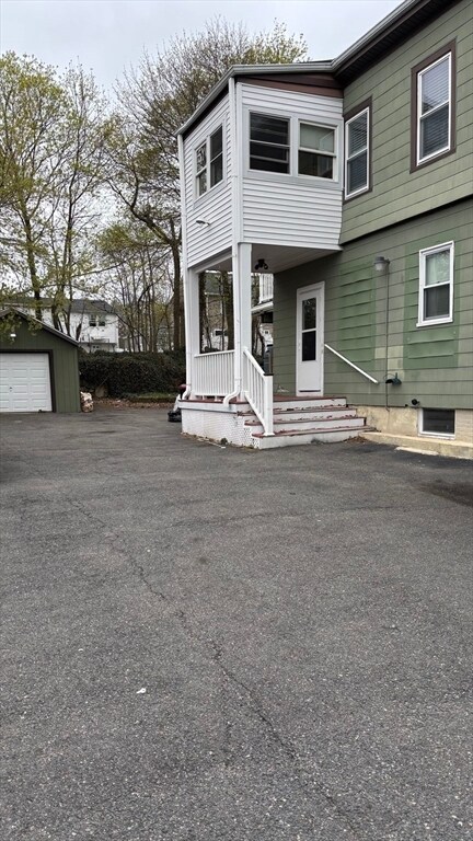 Building Photo - 14 Cleveland Ave