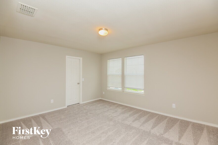 Building Photo - 6233 Misty Breeze Dr