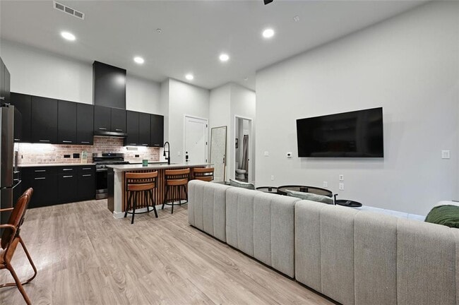 Building Photo - 4510 Terry-O Ln