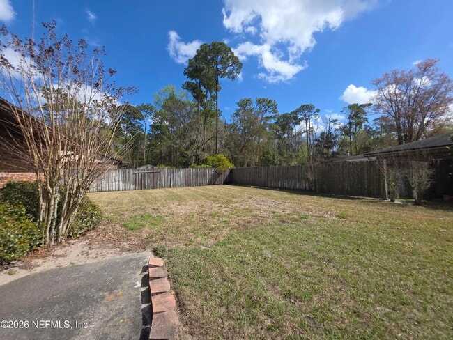 Building Photo - 8879 Heavenside Ct