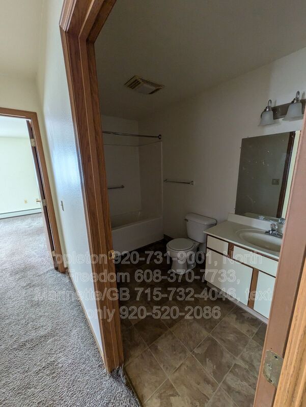 Building Photo - 907 Madison Ave