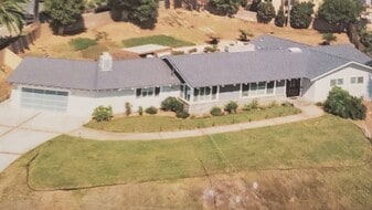 Building Photo - 1864 Laurel Rd