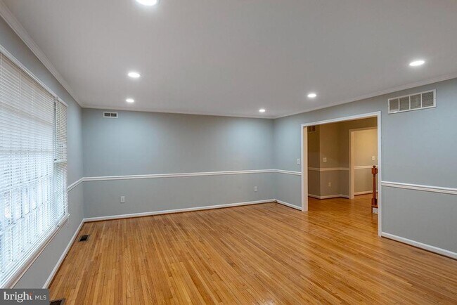 Building Photo - 5035 Timberwood Trail