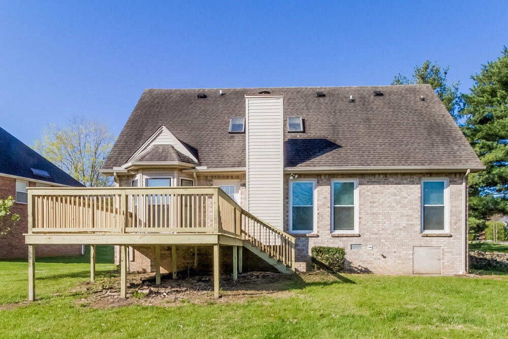 Building Photo - 412 Shadowood Dr