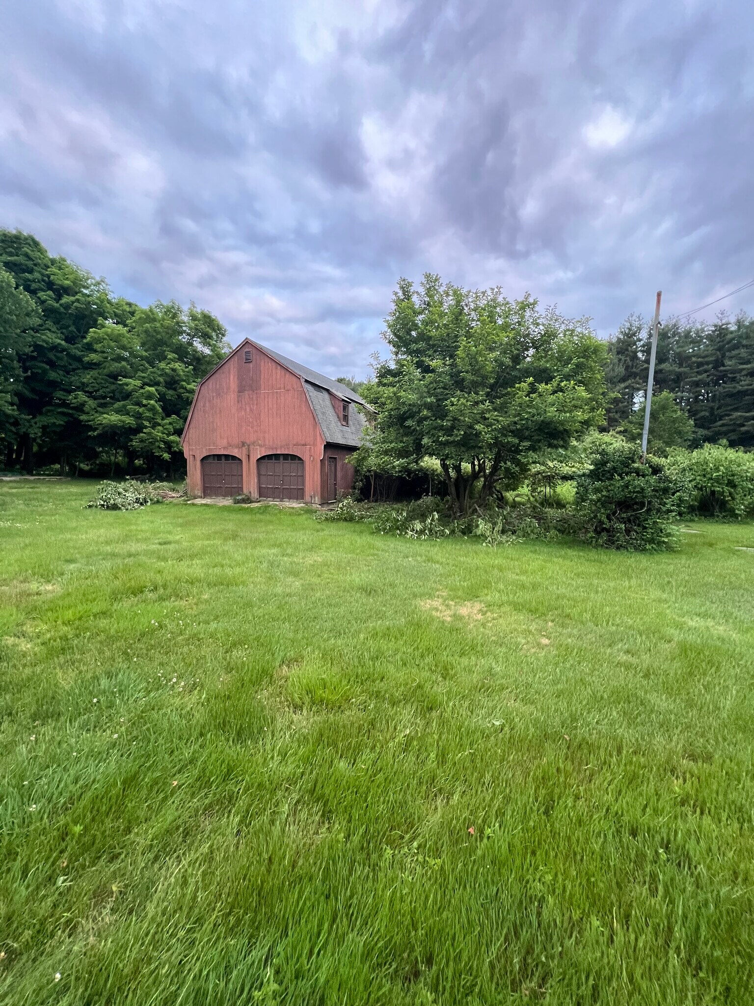 Building Photo - 195 Gates Pond Rd