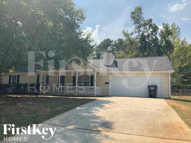 Primary Photo - 100 Myrtle Grove Ln