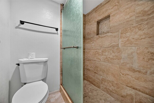 Building Photo - 2107 N Red Cedar Cir