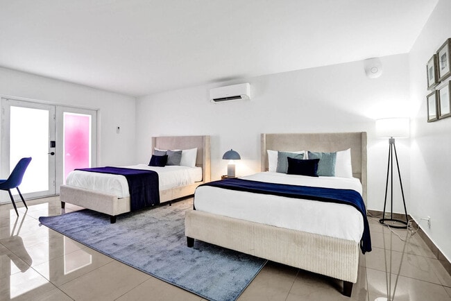 Building Photo - 905 N Federal Hwy