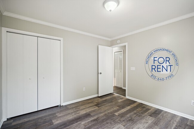 Building Photo - 3717 Larchmont St