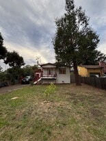 Building Photo - 8033 Winthrope St