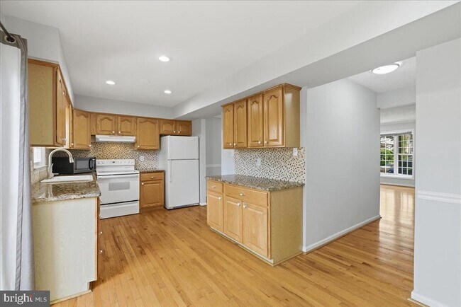 Building Photo - 2988 Valera Ct