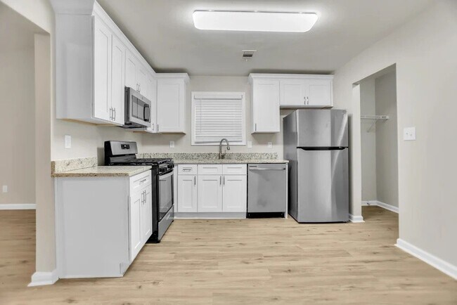 Building Photo - 4689 Cedar Park Way