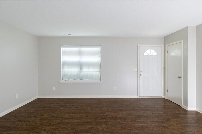 Building Photo - 1417 Stratton Pl Dr